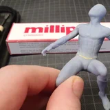 Die Spälte und Löcher werden mit Milliput gefüllt